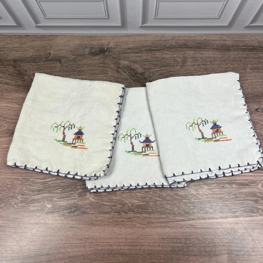 Vintage Linen Cross Stitch Embroidered Pagoda Willow Napkins Cream Set of 3